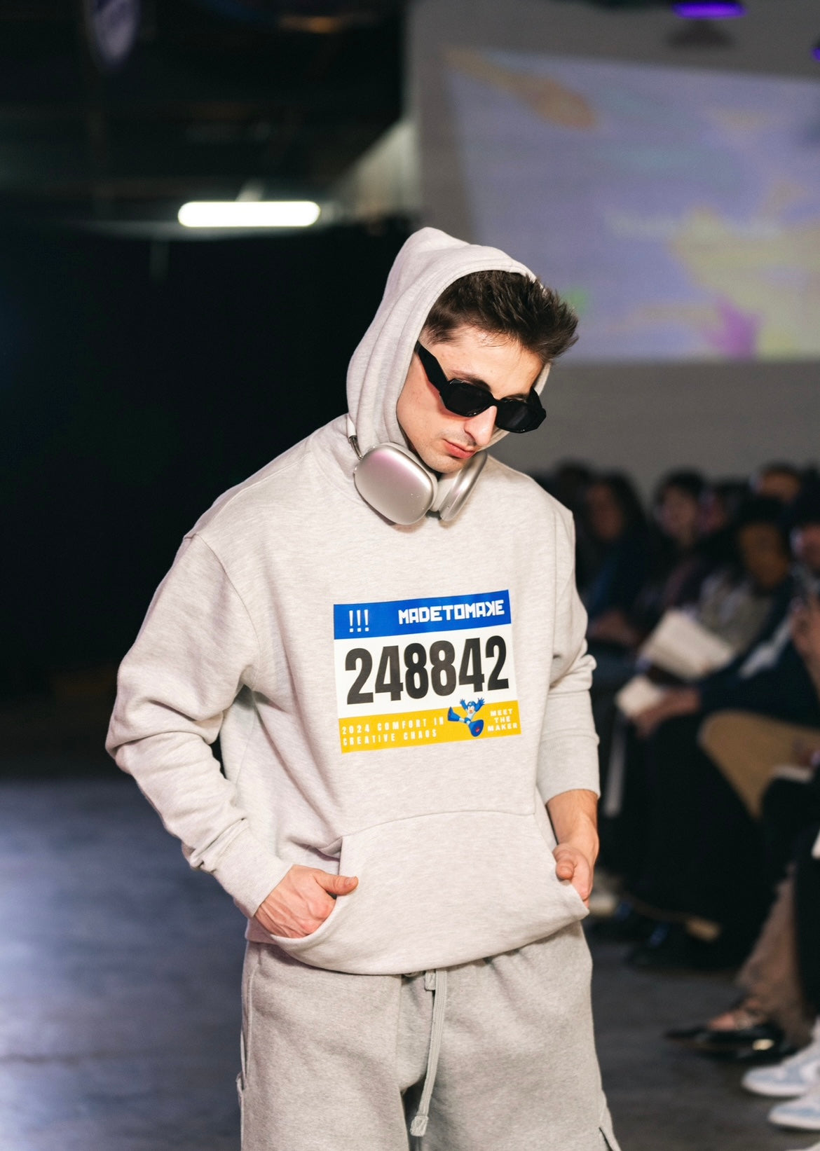 MARATHON HOODIE